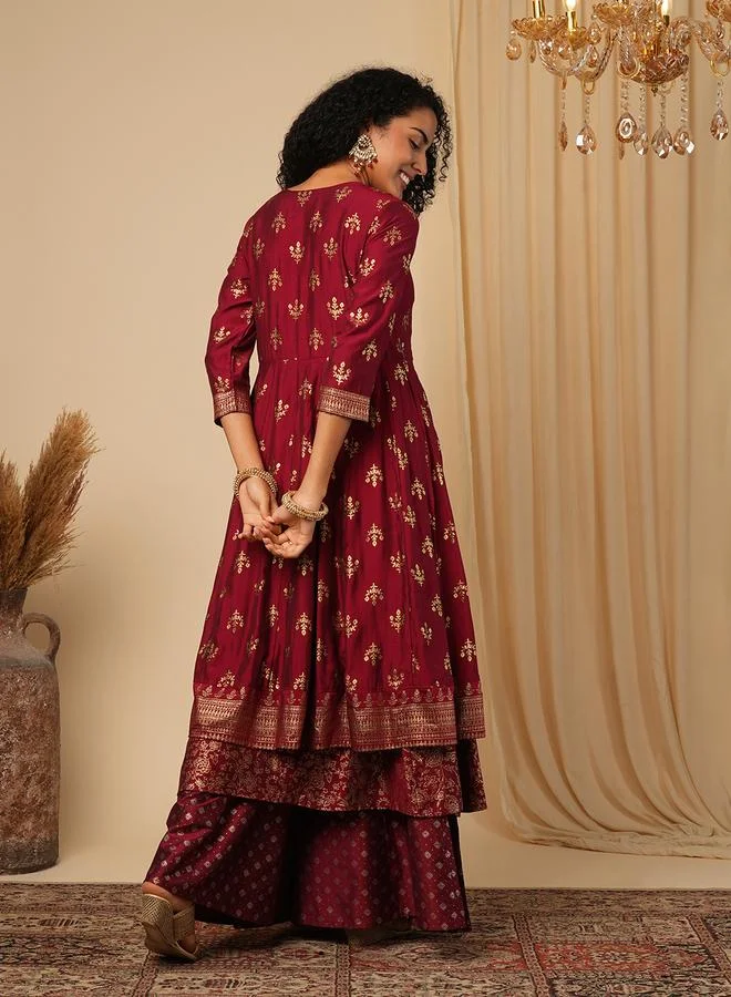 جلو باص كورتا أناركالي مطرزة